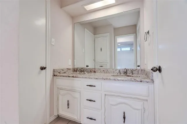 $4,800 | 6315 Brook Lake Drive, Dallas, TX 75248