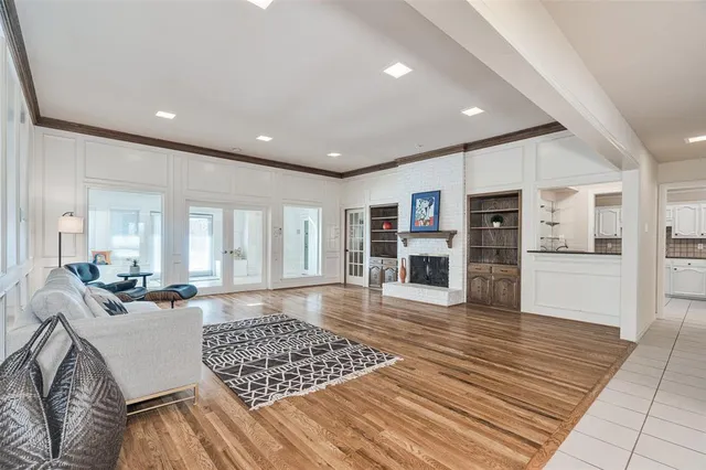 $4,800 | 6315 Brook Lake Drive, Dallas, TX 75248