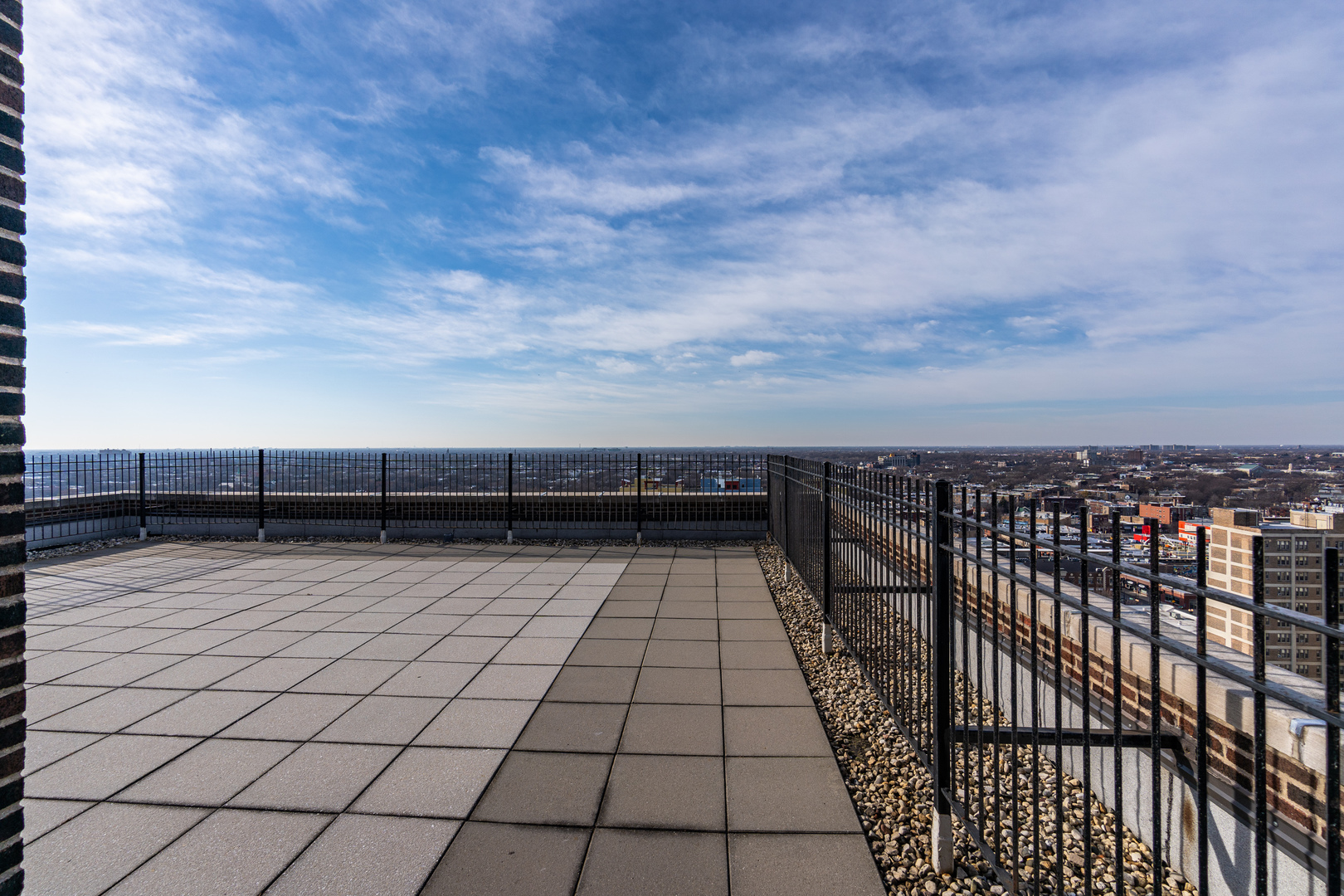 5510 North Sheridan Road, Unit 10A Chicago, IL 60640 - Photo 20 of 40 a view of terrace