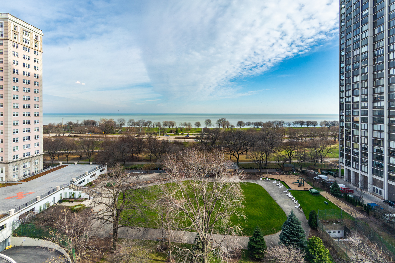 5510 North Sheridan Road, Unit 10A Chicago, IL 60640 - Photo 35 of 40 a view of a lake