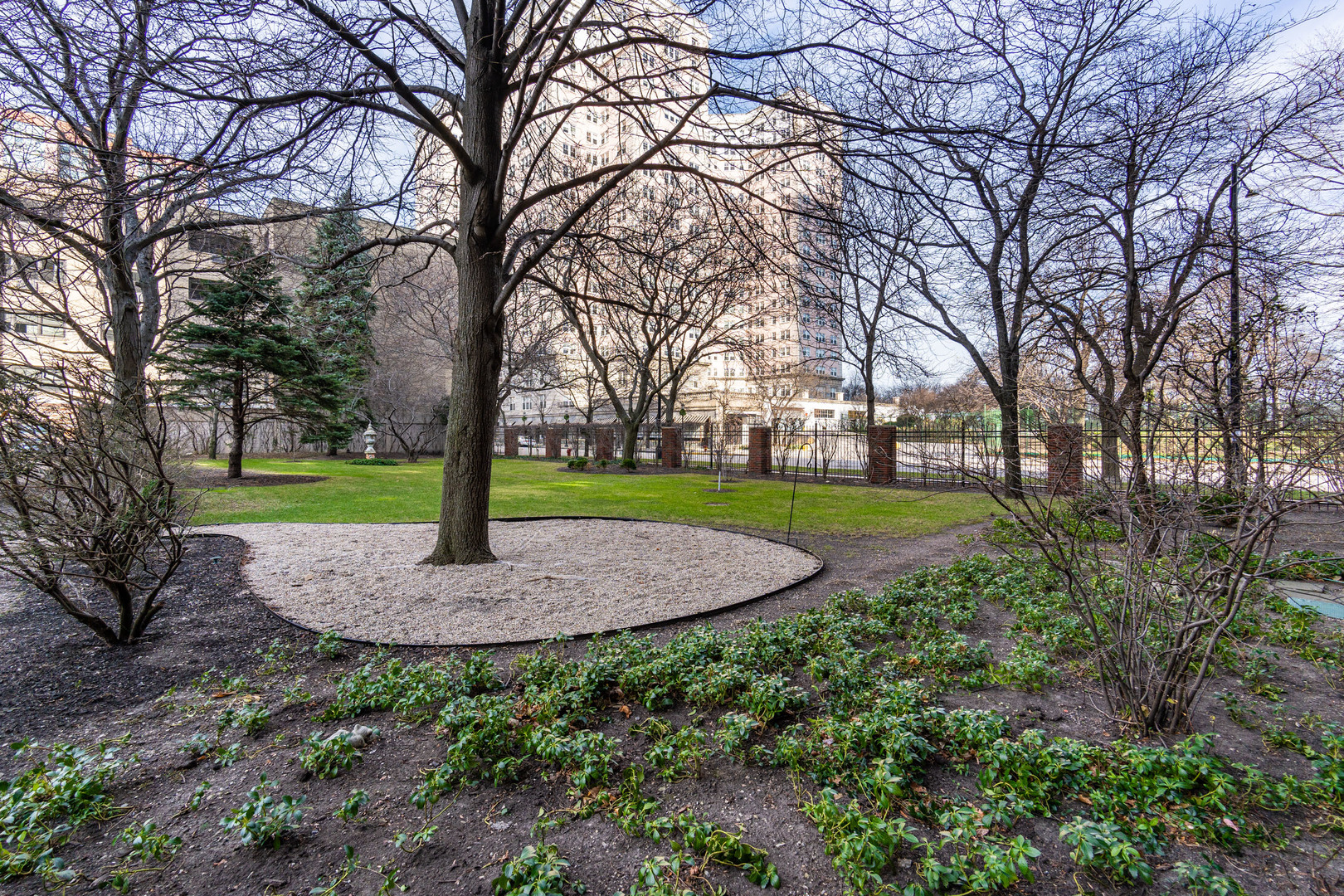5510 North Sheridan Road, Unit 10A Chicago, IL 60640 - Photo 38 of 40 a view of outdoor space with entertaining space