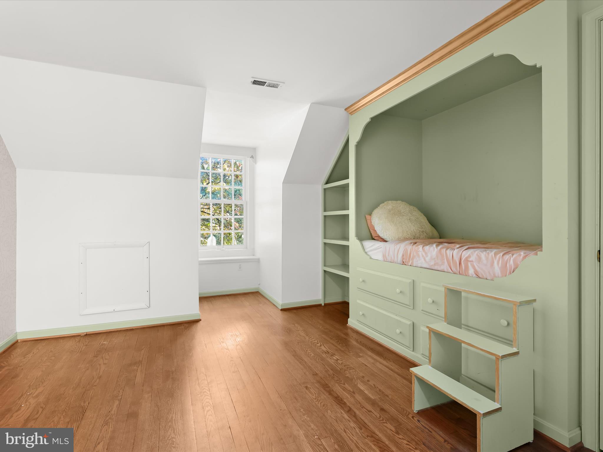 5708 Emory Road Upperco, MD 21155 - Photo 53 of 78 a view of entryway with wooden floor