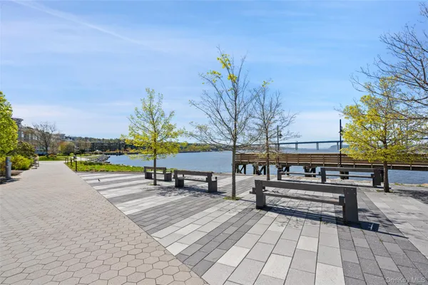 $1,395,000 | 102 Legend Drive, Unit 202, Sleepy Hollow, NY 10591