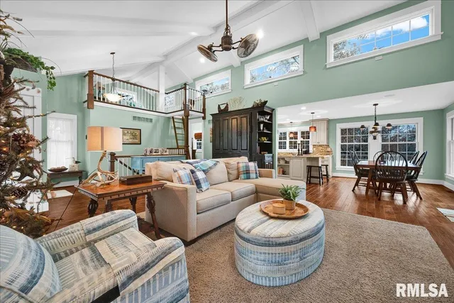 $650,000 | 1015 Sunny Knoll Drive, Galesburg, IL 61401