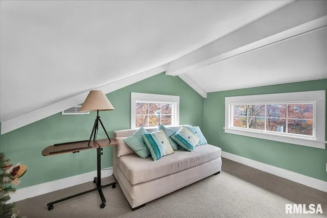 $650,000 | 1015 Sunny Knoll Drive, Galesburg, IL 61401