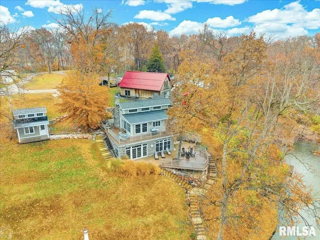 $650,000 | 1015 Sunny Knoll Drive, Galesburg, IL 61401