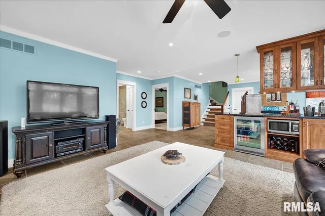 $650,000 | 1015 Sunny Knoll Drive, Galesburg, IL 61401