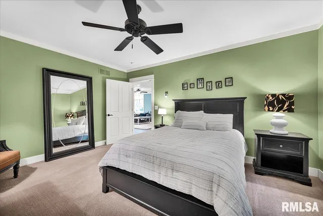 $650,000 | 1015 Sunny Knoll Drive, Galesburg, IL 61401