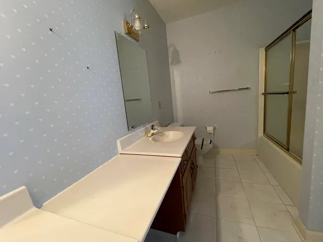 $245,000 | 4621 Heather Drive Southwest, Unit 211, Roanoke, VA 24018