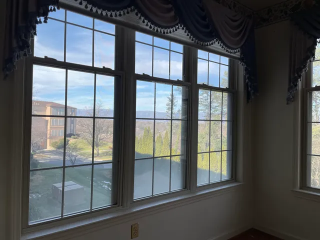 $245,000 | 4621 Heather Drive Southwest, Unit 211, Roanoke, VA 24018