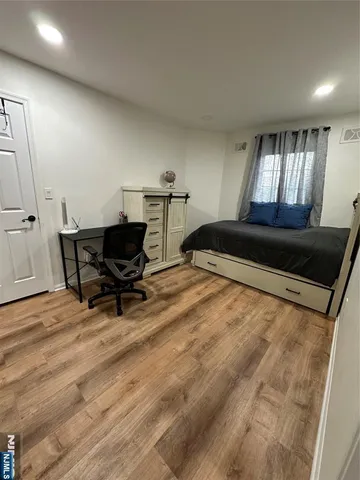 $530,000 | 758 Charles Court, Unit 6107, Fort Lee, NJ 07024