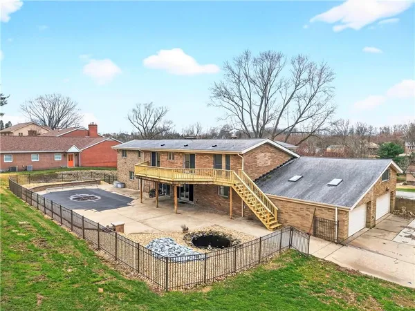 $880,000 | 1443 Stoltz Road, Bethel Park, PA 15102