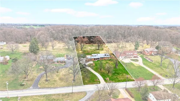 $880,000 | 1443 Stoltz Road, Bethel Park, PA 15102