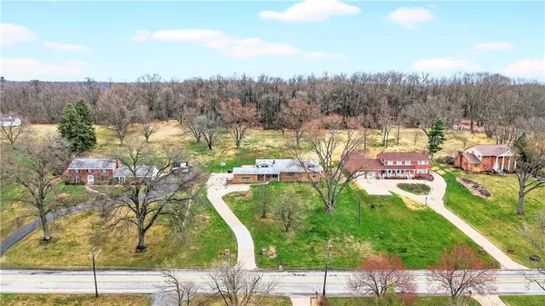 $880,000 | 1443 Stoltz Road, Bethel Park, PA 15102