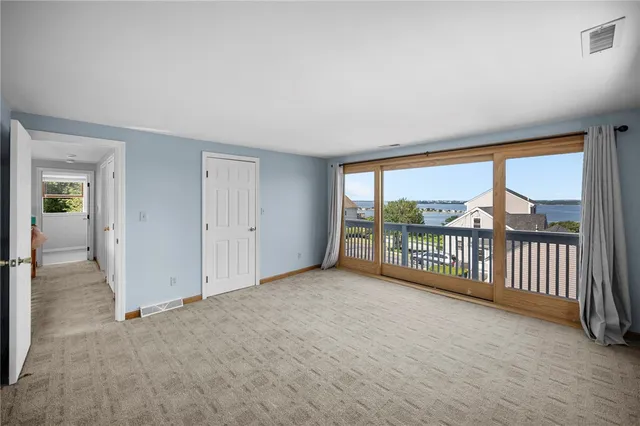 $4,000 | 98 Hobson Avenue, Tiverton, RI 02878