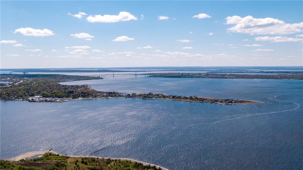 98 Hobson Avenue Tiverton, RI 02878 - Photo 13 of 36