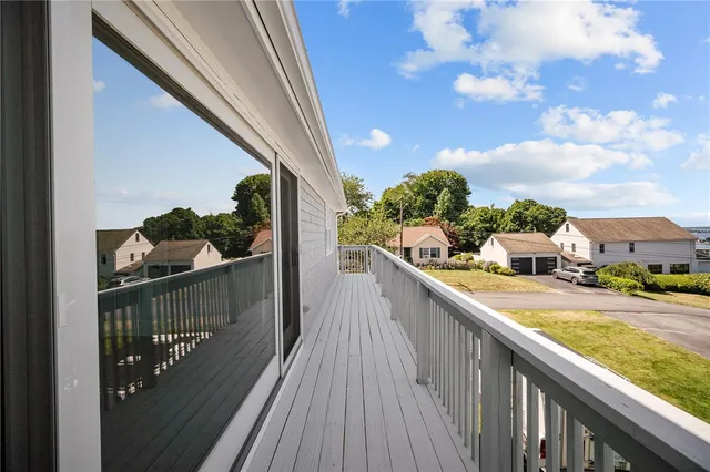 $4,000 | 98 Hobson Avenue, Tiverton, RI 02878