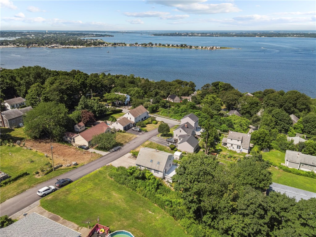 98 Hobson Avenue Tiverton, RI 02878 - Photo 32 of 36