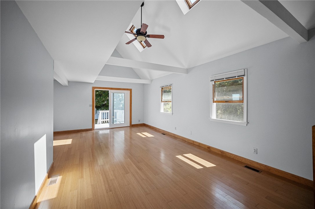 98 Hobson Avenue Tiverton, RI 02878 - Photo 5 of 36