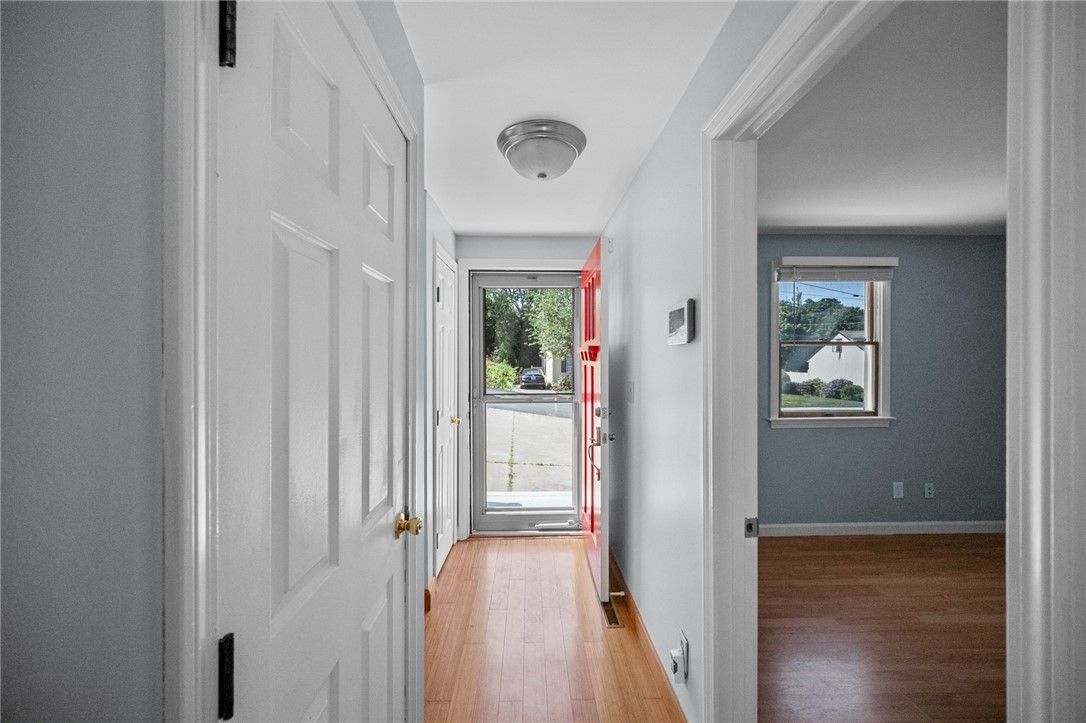 98 Hobson Avenue Tiverton, RI 02878 - Photo 9 of 36