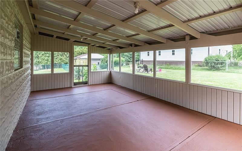 925 Greenhill Road Pittsburgh, PA 15209 - Photo 24 of 27 a view of room with furniture and floor to ceiling window