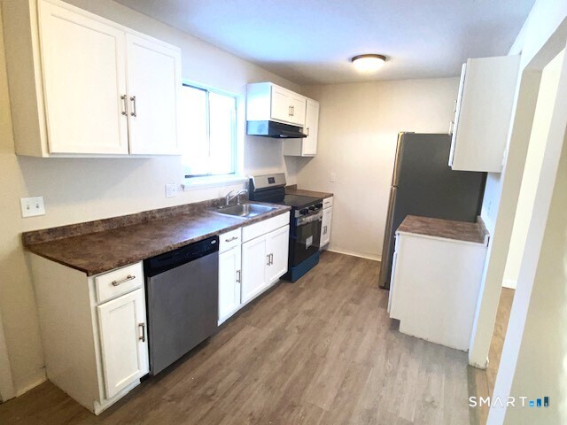 118 High Path Road, Unit 118 Windsor, CT 06095 - Photo 11 of 30