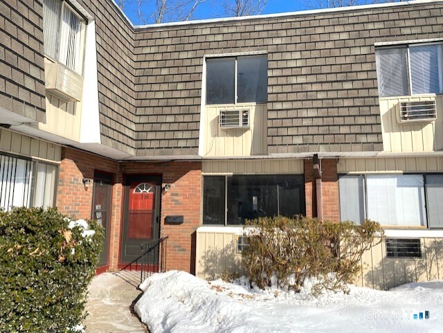 118 High Path Road, Unit 118 Windsor, CT 06095 - Photo 3 of 30