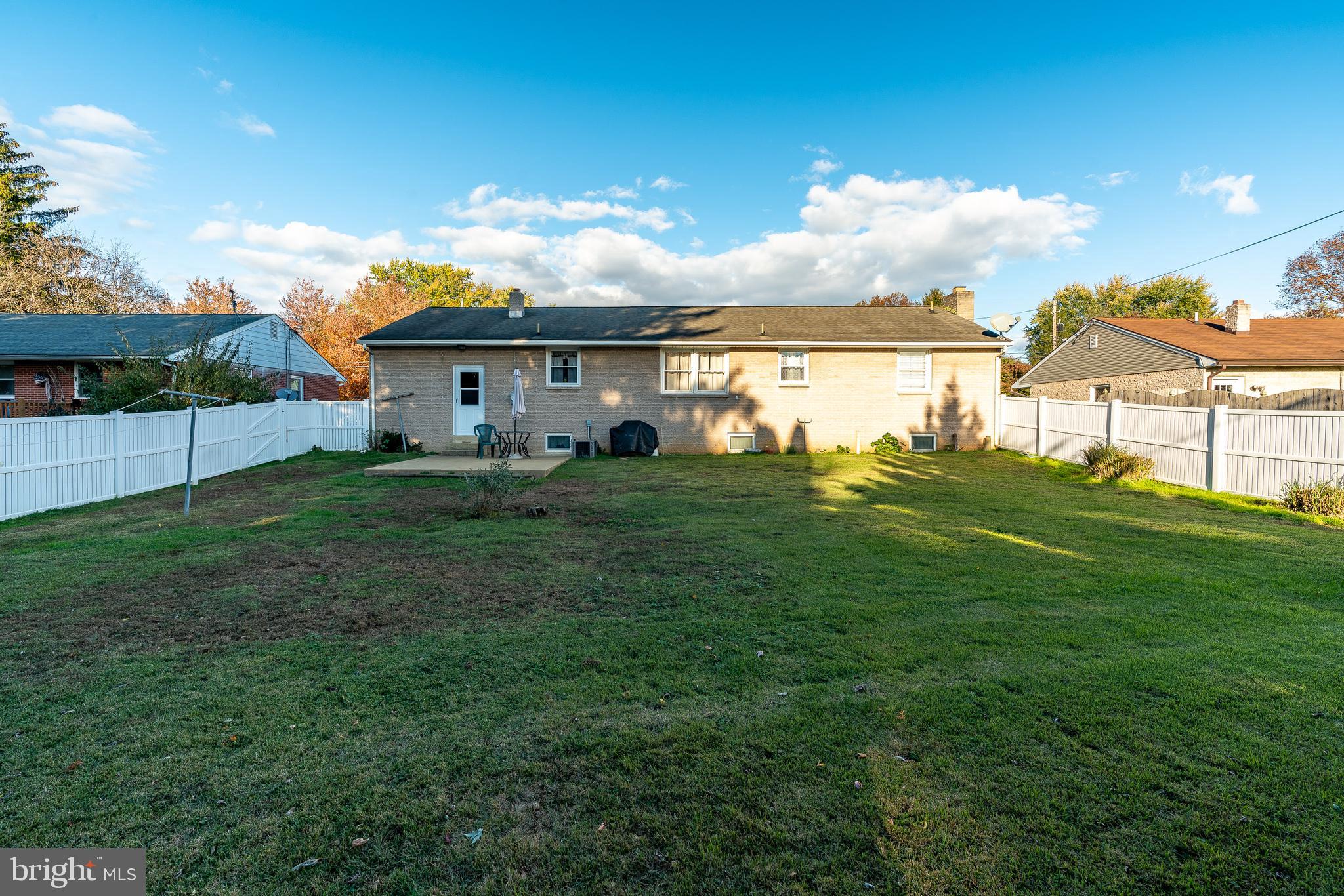 510 Rome Road Lititz, PA 17543 - Photo 5 of 30