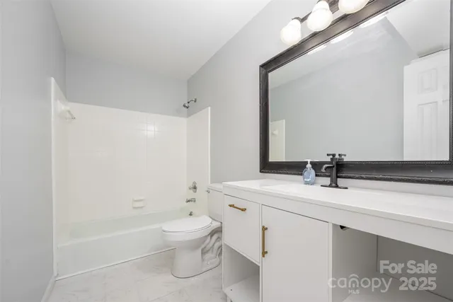 $239,900 | 5828 Harris Grove Lane, Charlotte, NC 28212