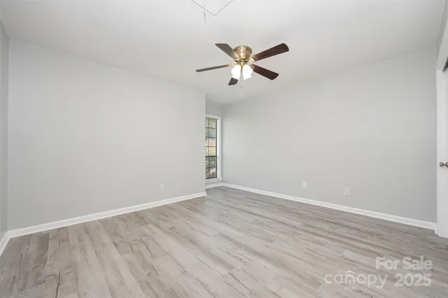 $239,900 | 5828 Harris Grove Lane, Charlotte, NC 28212