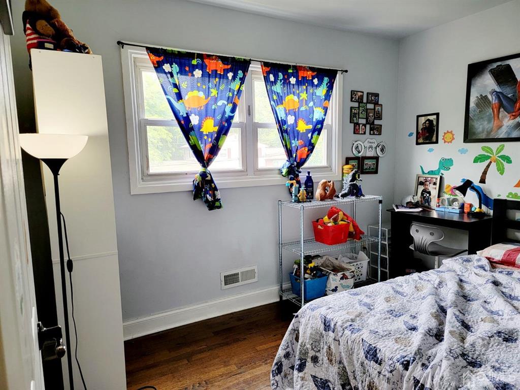 15 Colburn Road East Brunswick, NJ 08816 - Photo 14 of 23 bedroom on the 3rd floor...