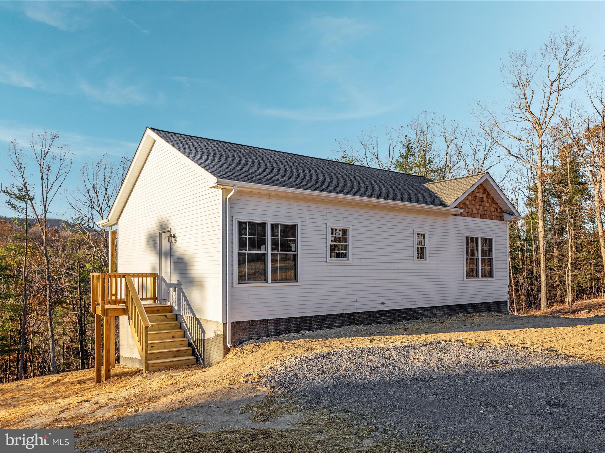 140 Ash Road Front Royal, VA 22630 - Photo 5 of 26 Twilight_2E6A5953_140 Ash Rd - Absolute Altitude -
