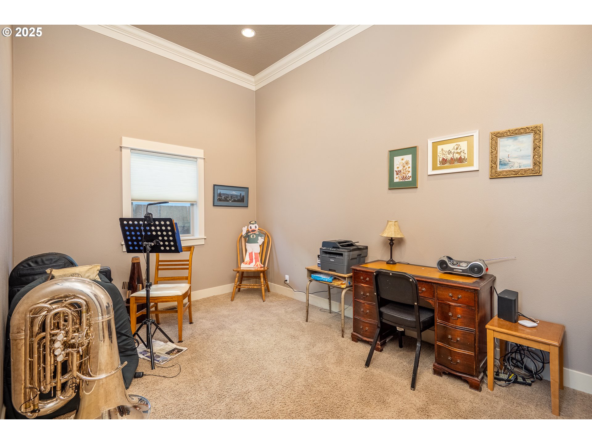4756 Jessen Drive Eugene, OR 97402 - Photo 8 of 29 a view of a workspace with furniture
