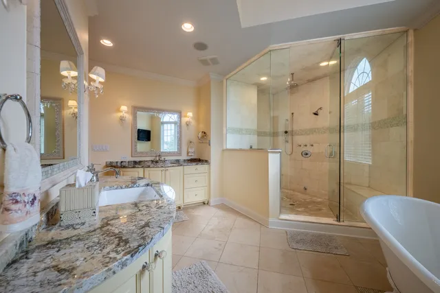 $1,925,000 | 120 Maya Court, Deerfield, IL 60015