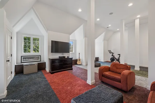 $1,925,000 | 120 Maya Court, Deerfield, IL 60015