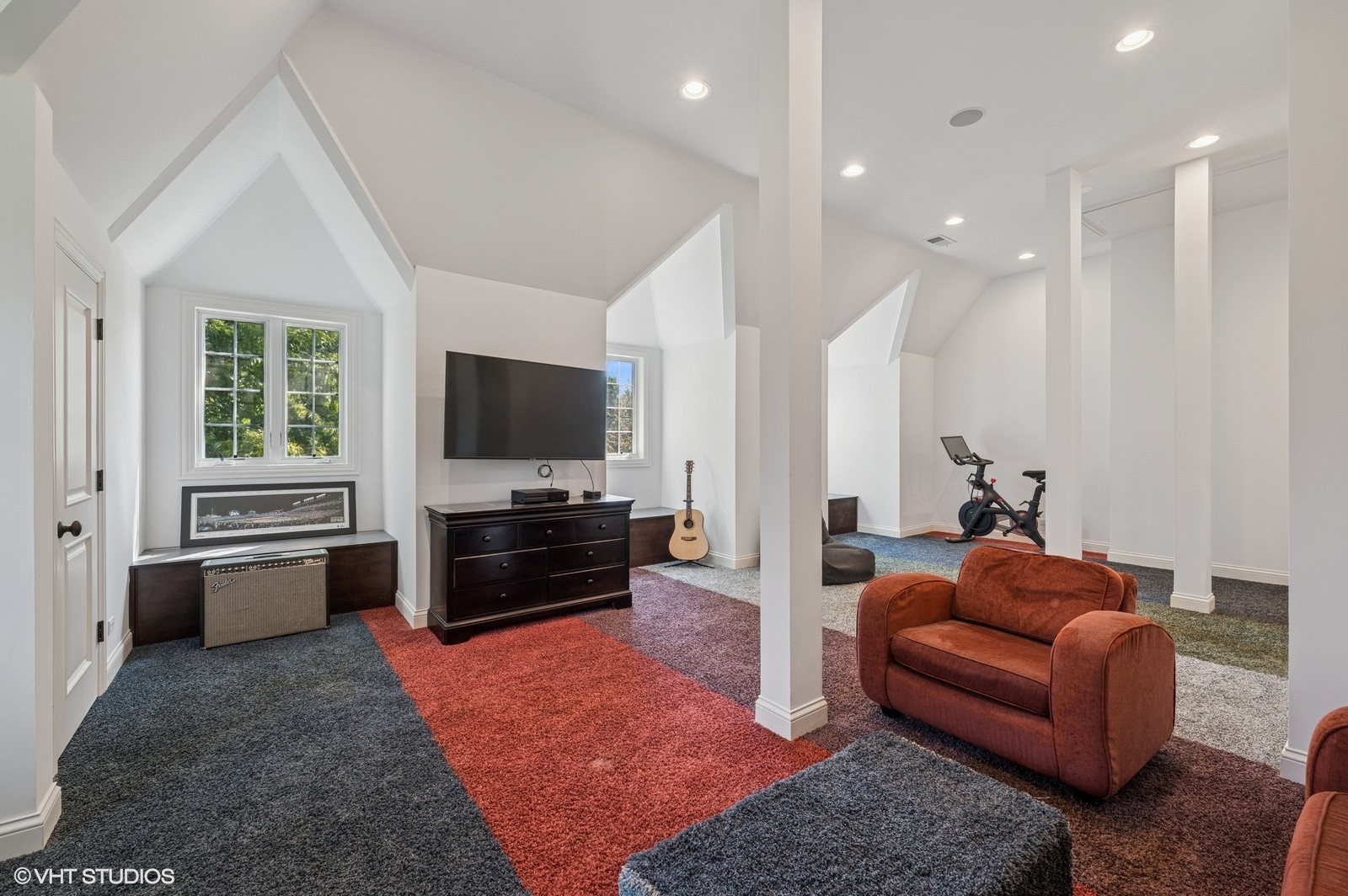 120 Maya Court Deerfield, IL 60015 - Photo 26 of 37 a living room with furniture and a flat screen tv