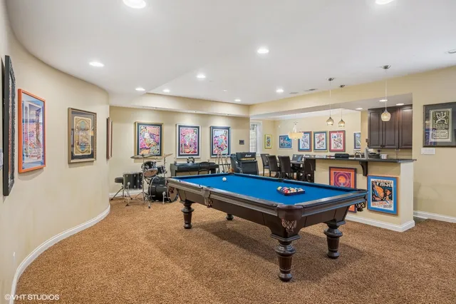 $1,925,000 | 120 Maya Court, Deerfield, IL 60015