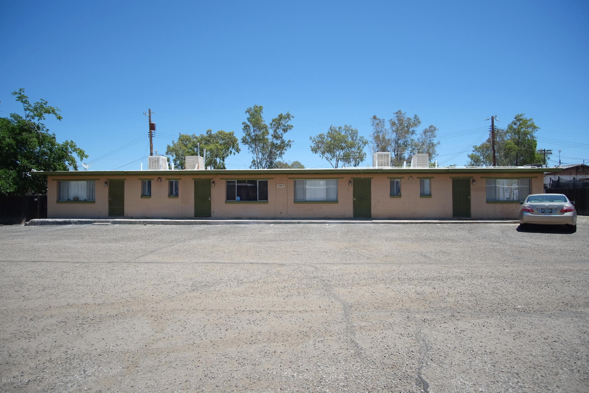 3425 East Lind Road Tucson, AZ 85716 - Photo 1 of 26