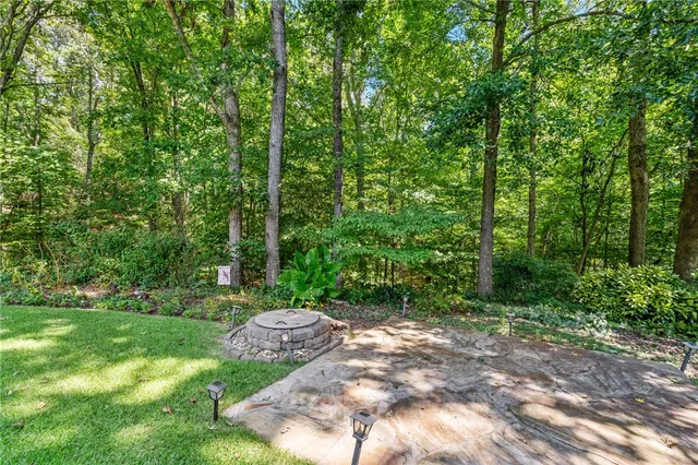 $439,000 | 211 Cherokee Drive, Fair Play, SC 29643