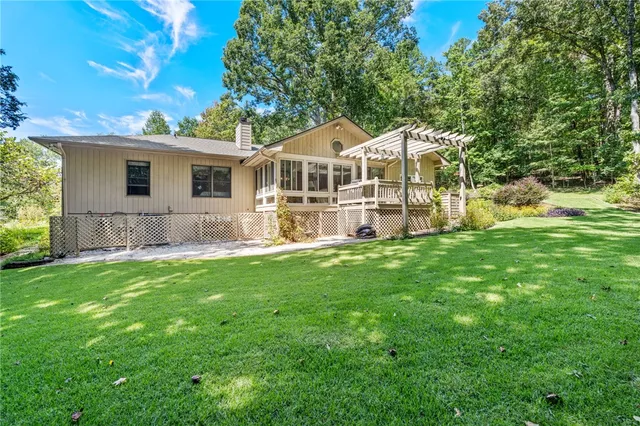 $439,000 | 211 Cherokee Drive, Fair Play, SC 29643