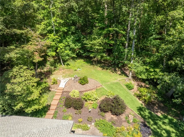 $439,000 | 211 Cherokee Drive, Fair Play, SC 29643