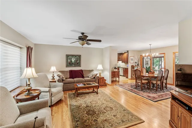 $439,000 | 211 Cherokee Drive, Fair Play, SC 29643