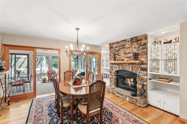 $439,000 | 211 Cherokee Drive, Fair Play, SC 29643