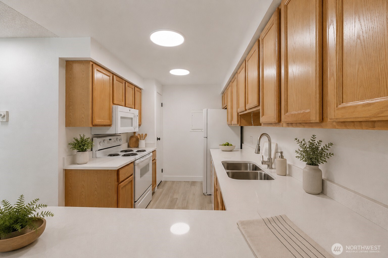 1555 Union Avenue Northeast, Unit 33 Renton, WA 98059 - Photo 13 of 26