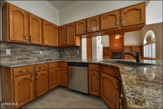 $599,000 | 1954 Paseo Del Sol Place, El Paso, TX 79936