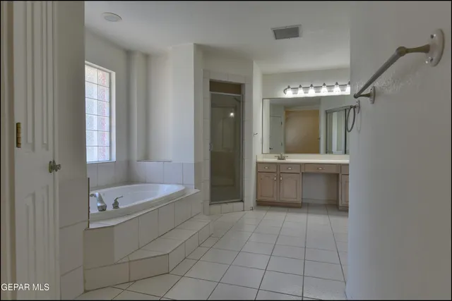 $599,000 | 1954 Paseo Del Sol Place, El Paso, TX 79936