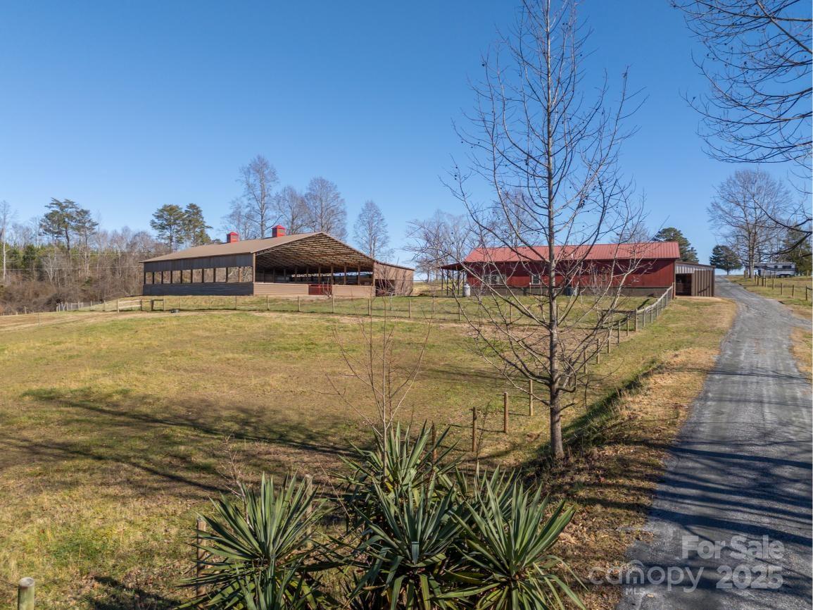 1418 John Smith Road Columbus, NC 28722 - Photo 31 of 48