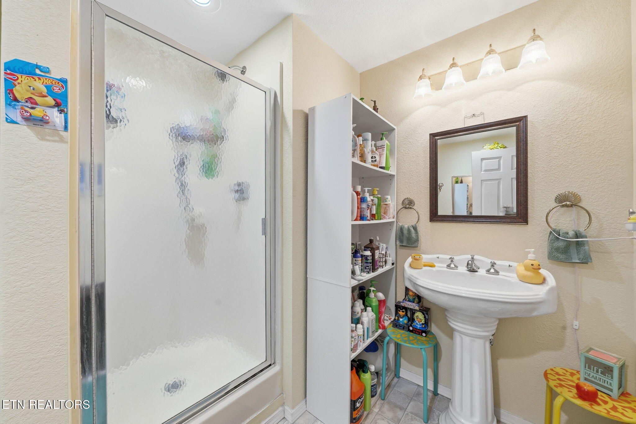 191 Ashley Lane Oneida, TN 37841 - Photo 16 of 33 14-web-or-mls-022_DSC08061