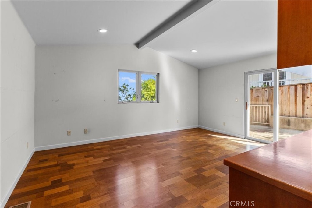 2377 Silver Ridge Avenue Los Angeles, CA 90039 - Photo 28 of 46 a view of an empty room with window