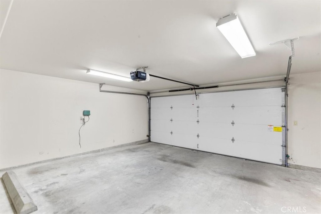 2377 Silver Ridge Avenue Los Angeles, CA 90039 - Photo 43 of 46 a view of a garage